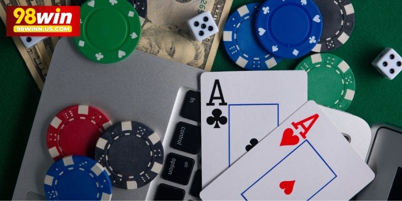 Phỉnh Poker là gì bạn hiểu rõ chưa?
